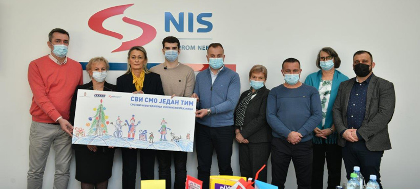 Poklon kompanije NIS učenicima na Kosovu i Metohiji